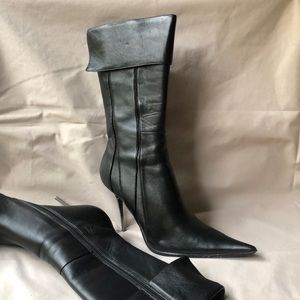 Women heeled boots, Leather upper, flannel lining, Florence Italy, very stylish